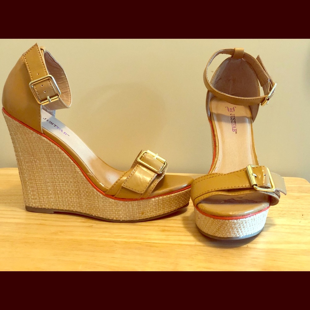 Tan wedged heel sandal